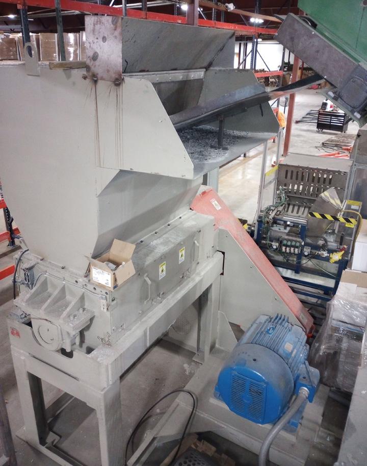 Nelmor #G2056MB, plastic granulator, 150 HP, 5-blade open rotor, scissor cut, discharge auger, 9,400 lb. - Image 7