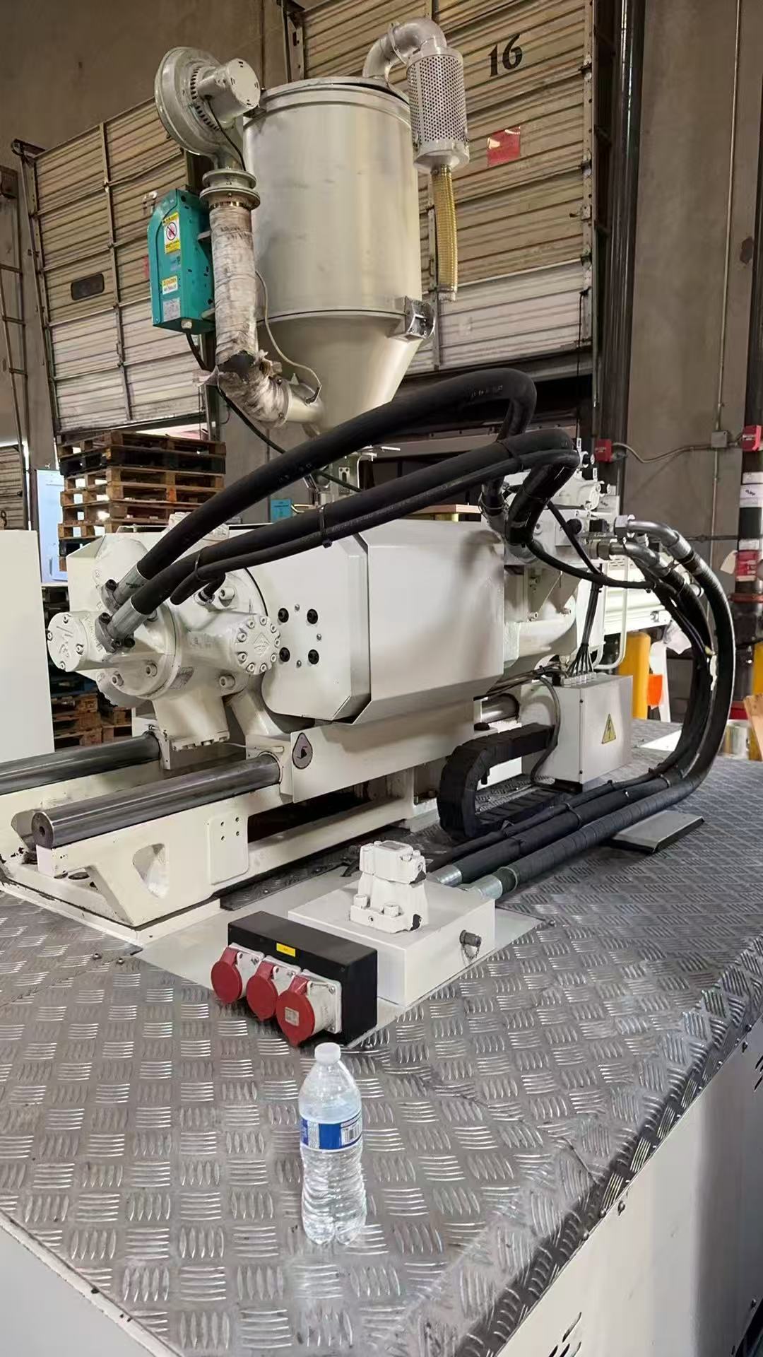 5500 kN, Haitian #JU5500IIS/2950, injection molding machine, 1860 cm injection volume, 130 KW, 380 V., 2017 - Image 9