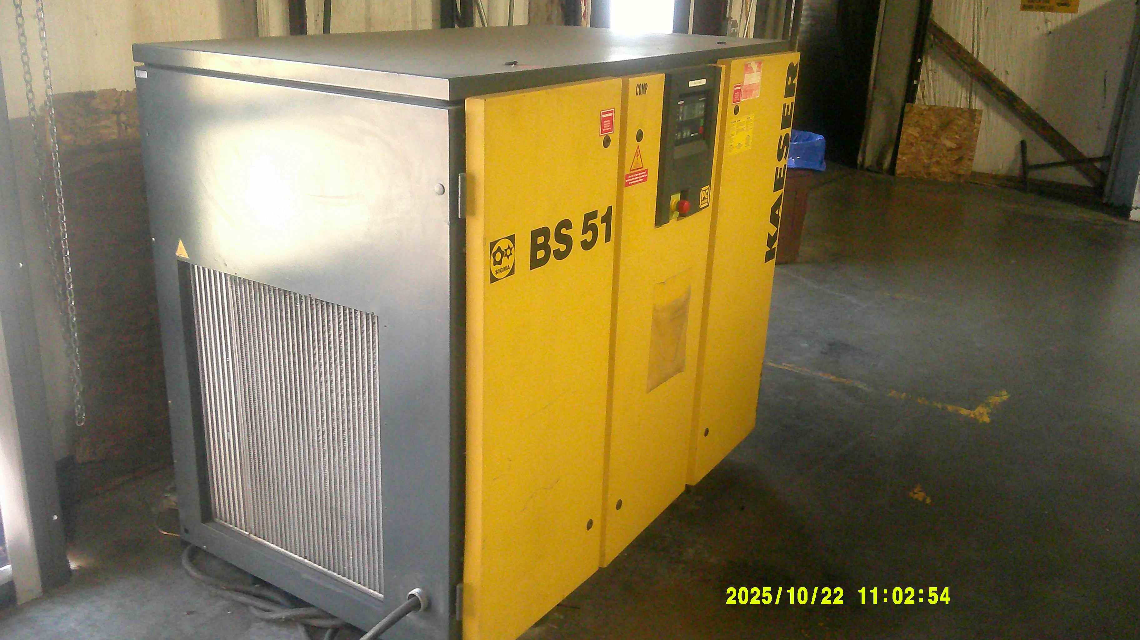 195 CFM, Kaeser #BS-51, rotary screw air compressor, 40 HP, 460 V., 3 Ph., 5947 hours, 1999 - Image 2