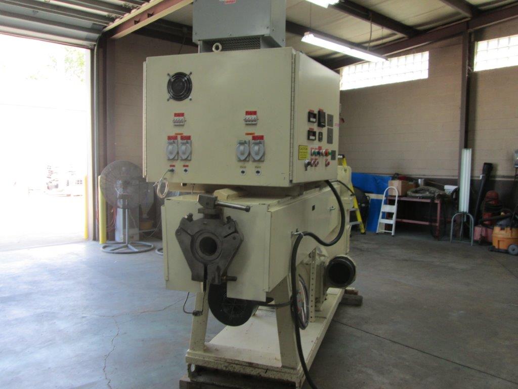 3.5" NRM #PM70, extruder, 24:1 L/D, non-vented, air cooled, 75 HP DC, 17.4:1 gear ratio, general purpose screw - Image 3