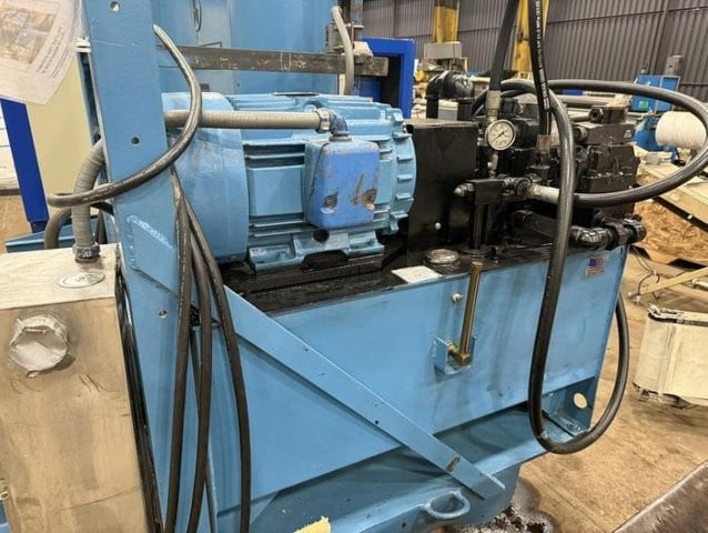 60" x 72" Black Clawson #60X72, hydraulic roll splitter, 60" roll width, 72" max roll diameter, 15 HP, spare - Image 4