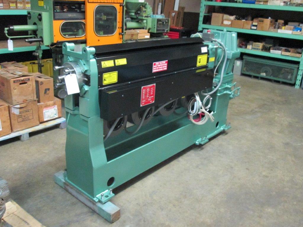 2" Davis Standard, extruder, 30:1 L/D, air cooled, barrier screw, new 30 HP AC motor & drive, rebuilt - Image 3