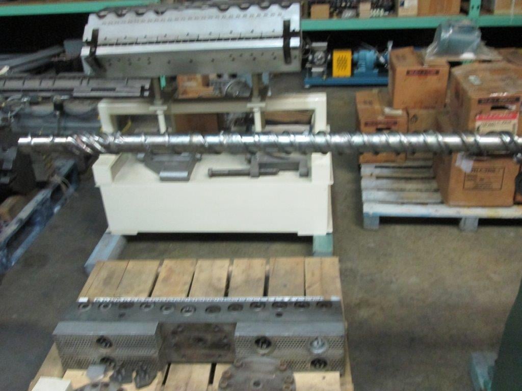 2" Davis Standard, extruder, 30:1 L/D, air cooled, barrier screw, new 30 HP AC motor & drive, rebuilt - Image 7
