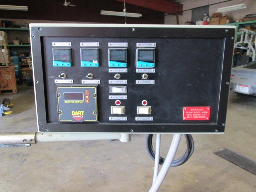 3/4" Youngstown #MO-1402, pedestal extruder, 20:1 L/D, air cooled, 1 HP DC, Dart drive, under 20 hours - Image 4