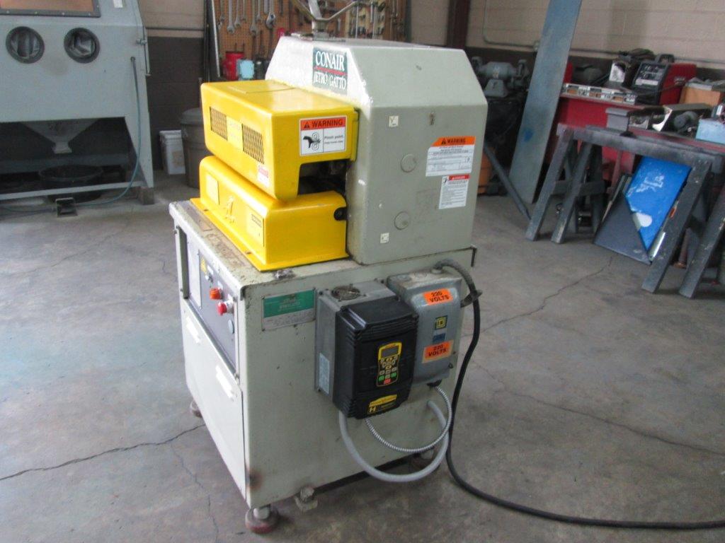 Conair Gatto #205-4, belt puller, 4" x 18" belt, 0-200 FPM, 3 HP Baldor AC, 230 V. - Image 1