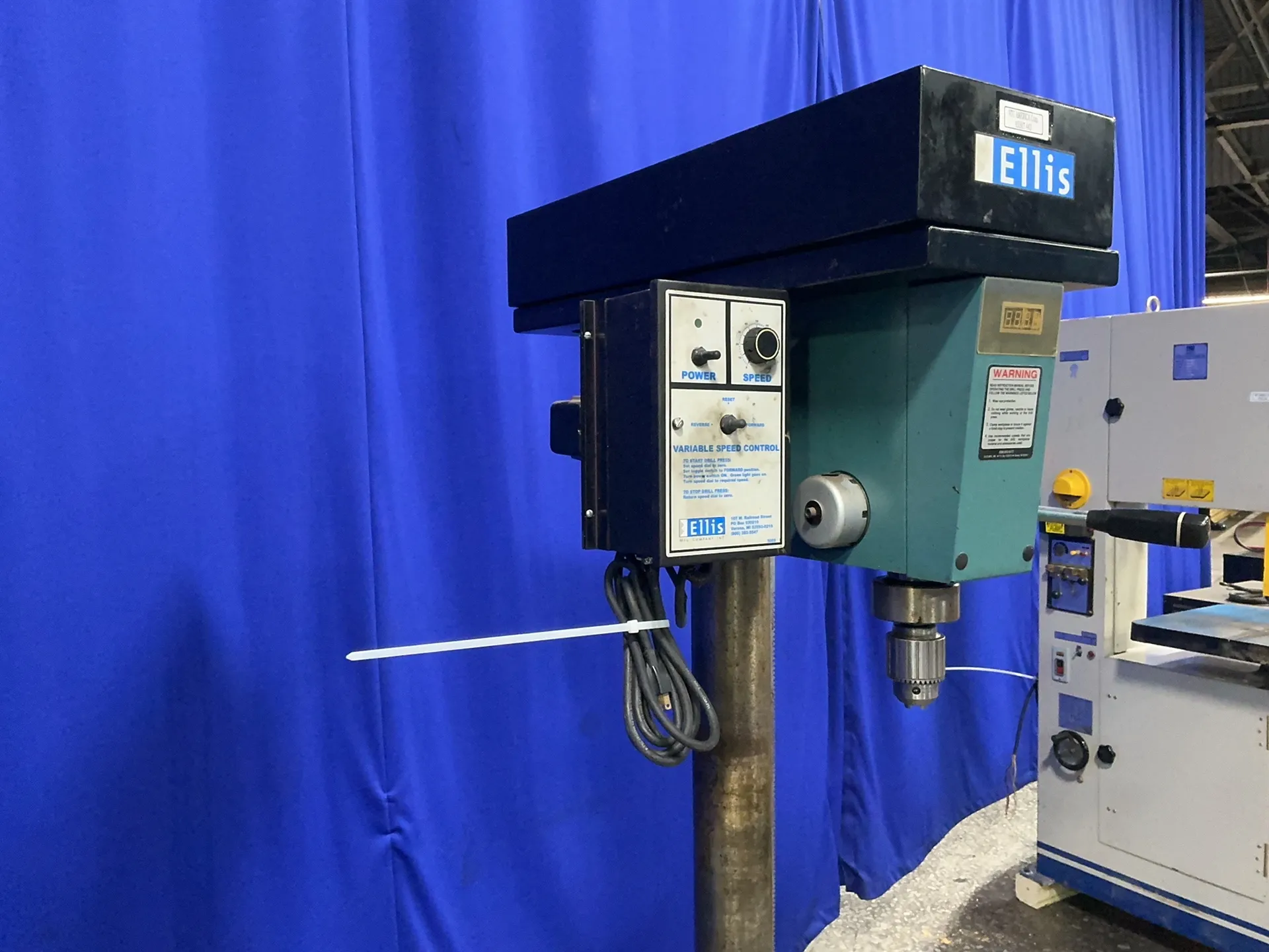20" Ellis #9500, drill press, 13" x 15" table, 1-1/2 HP, 1720 RPM, 5.3 A, 230 V. - Image 5