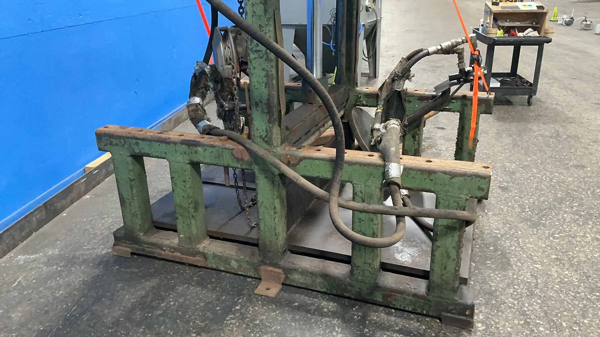 Hydraulic press w/ 2 Ton Coffing chain hoist, 4" x 49" press - Image 1