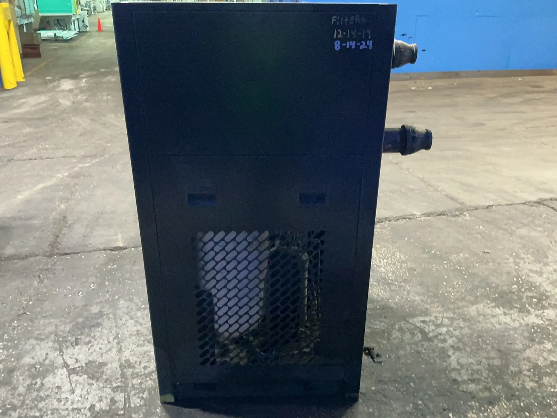 575 CFM, 232 PSIG, Polar Air #PDRCF4600575, refrigerated air dryer, R-134A, 3.26 KW, 460 V. - Image 3