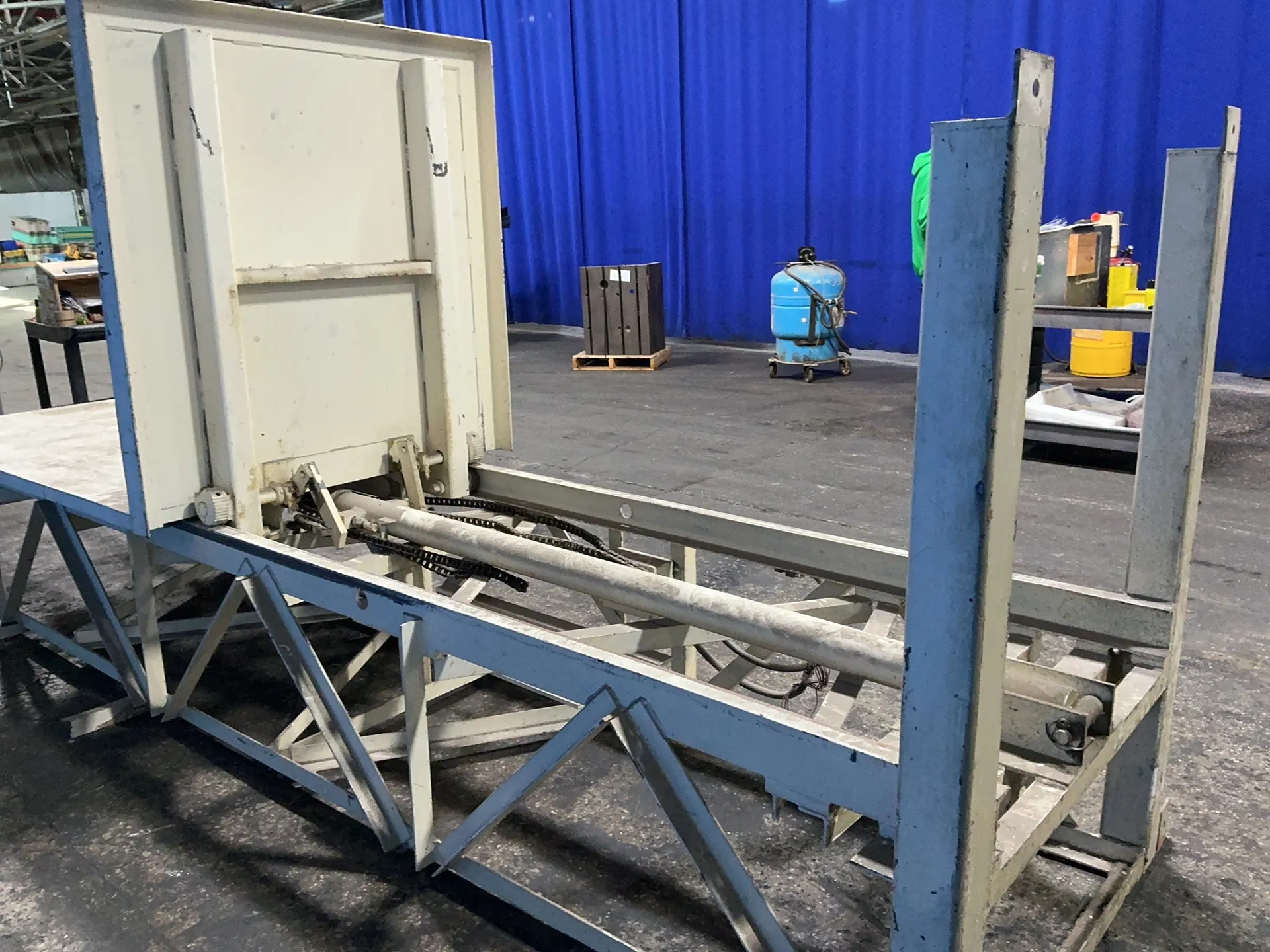 Southworth, shuttle, 72" x 48" x 48" platform - Image 6
