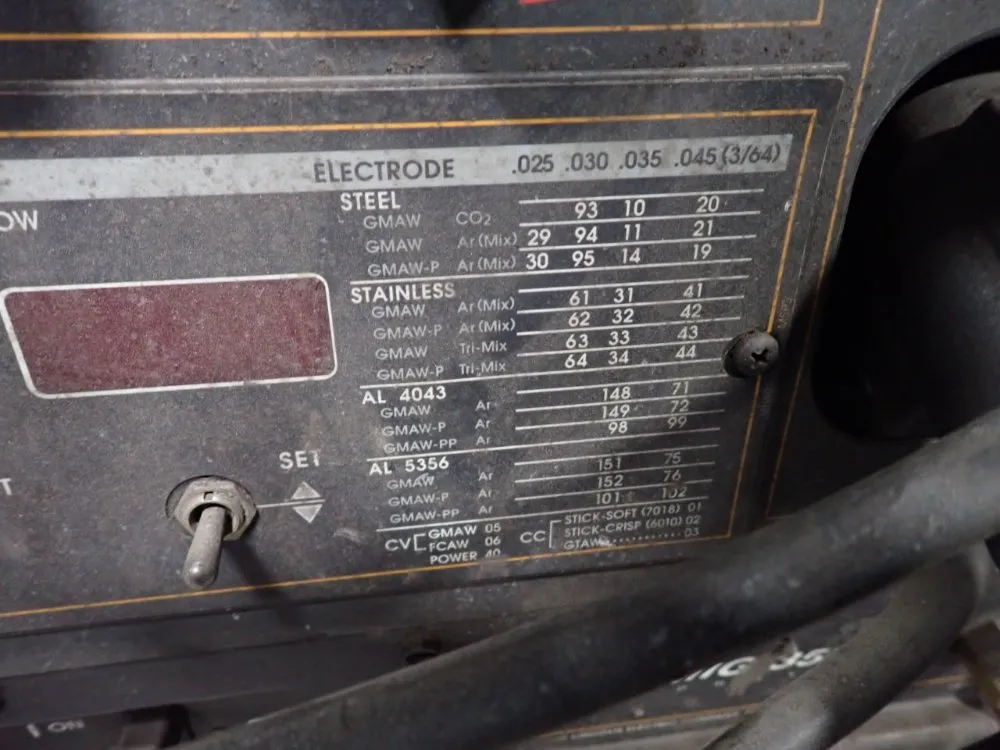 Lincoln Electric #POWER-MIG-350MP, welder, 350 Amps, Multi-Voltage - Image 3