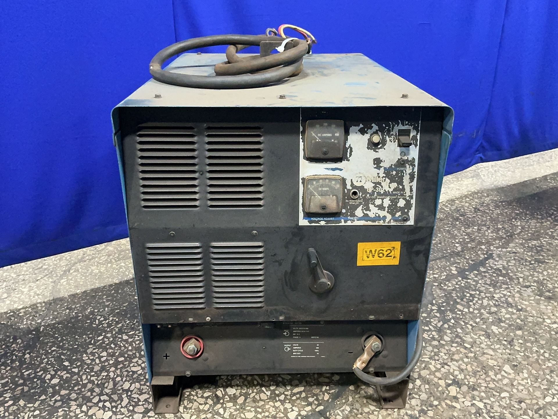 Miller #CP-302, welder, 300 Amps, 12.3 KW, 44 max. OCV, 38/33/16.5 A, cable, 200/230/460 V., 3 phase - Image 2