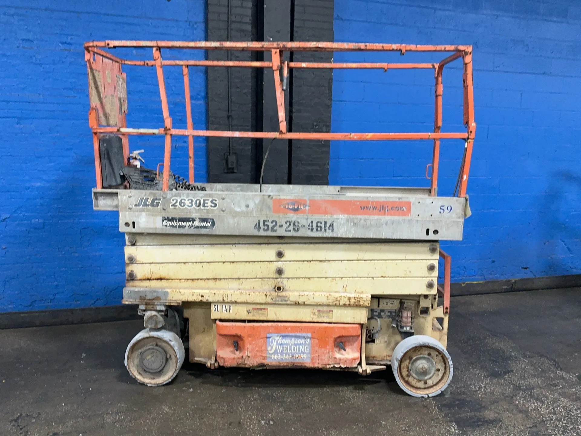 500 lb. JLG #2630ES, Scissor Lift, 29" x 104" platform, 20' lift height, 205 hours, AS IS (2 available) - Image 2