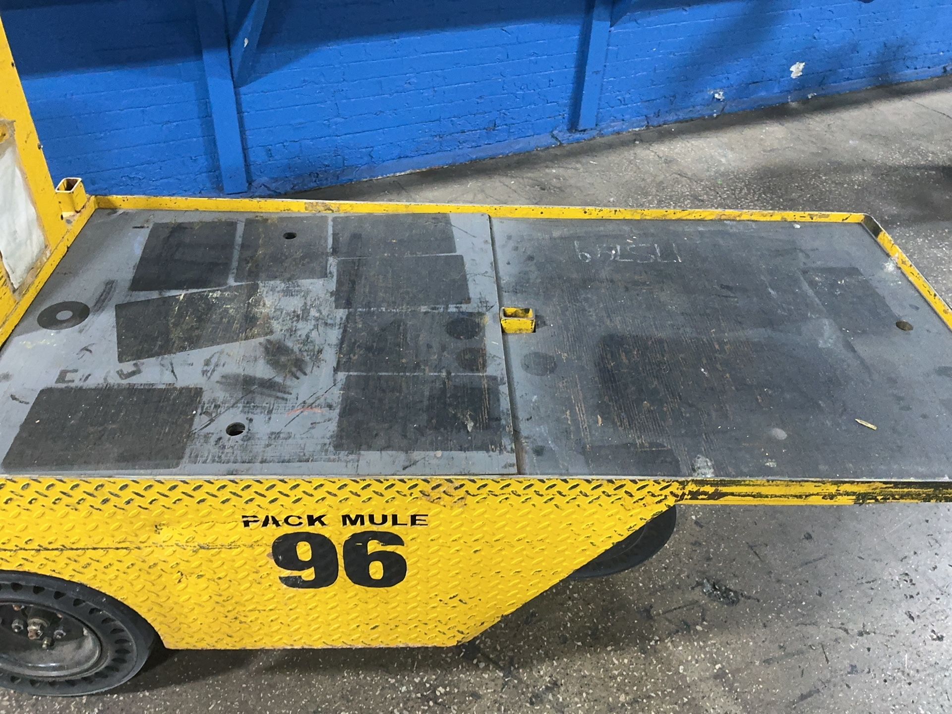 Wesley, Electric Stock Cart, 31" x 68" (3 available) - Image 4
