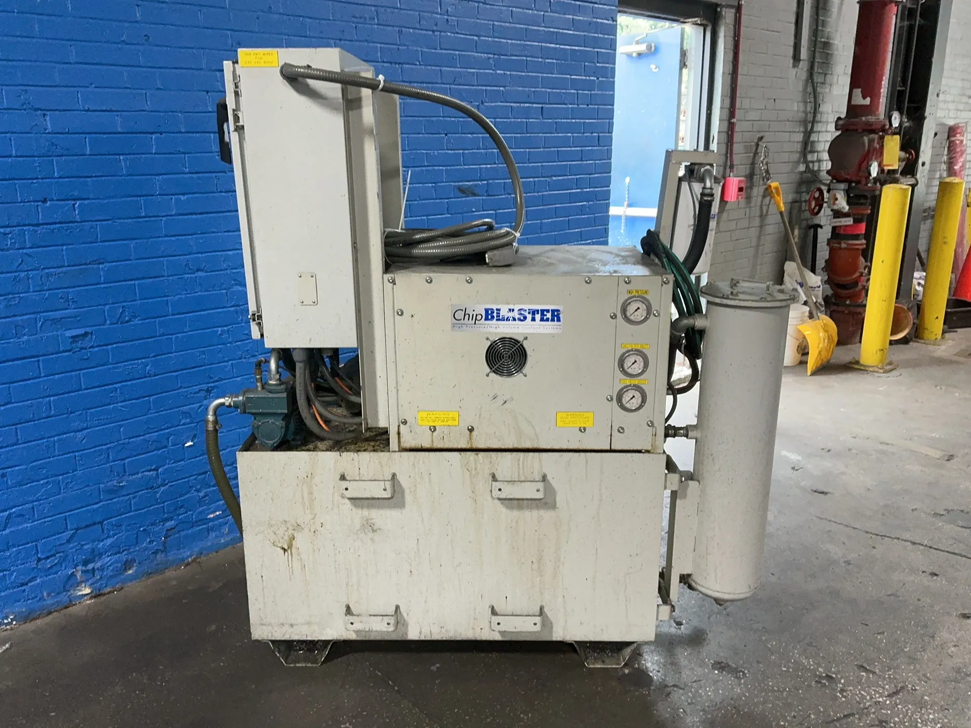 Chipblaster #JV40, Coolant System, 3000 PSI, 1 HP, 1.6/2.9 Amps, 230 V., 3 phase, 2011 - Image 1