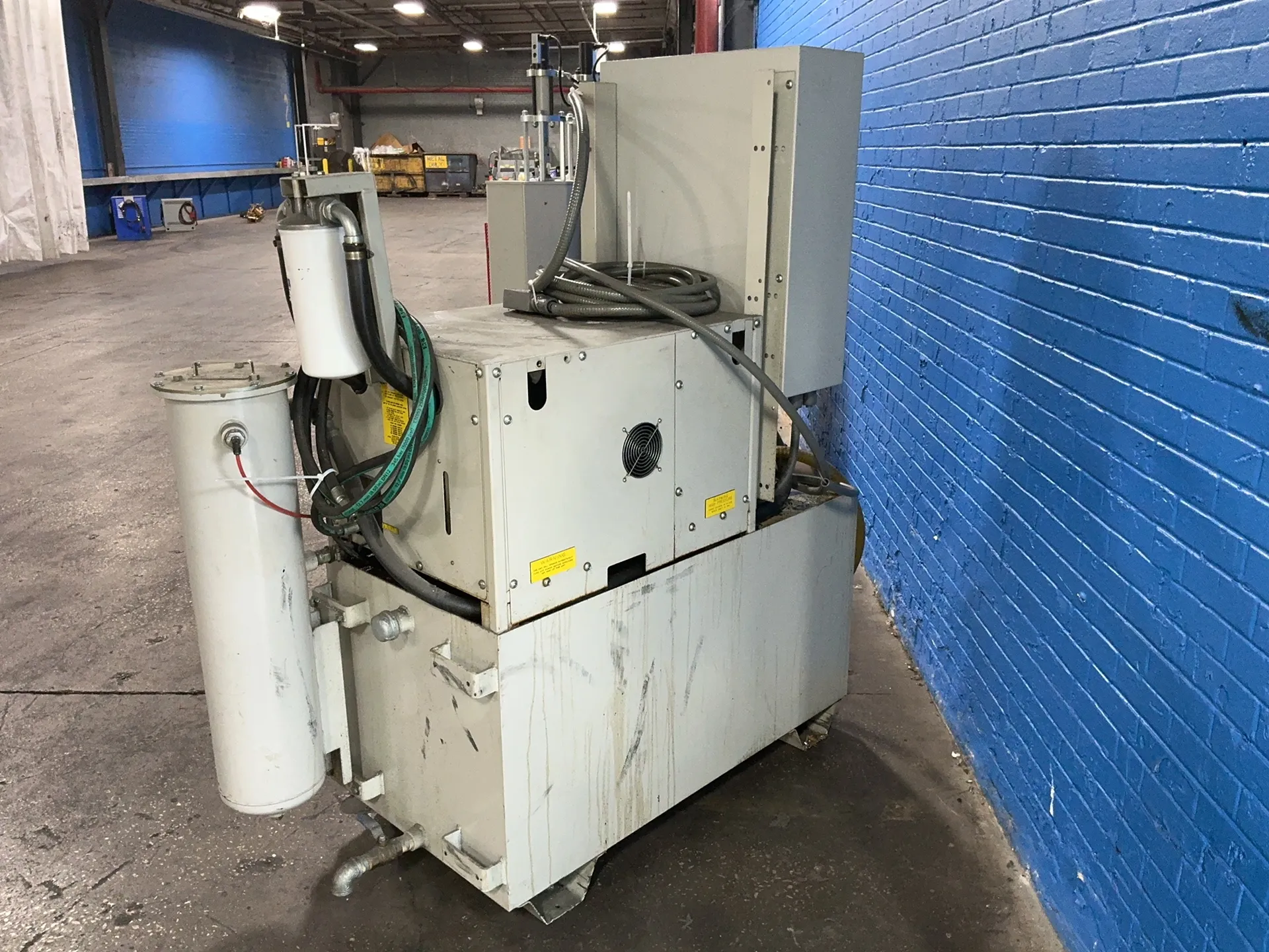 Chipblaster #JV40, Coolant System, 3000 PSI, 1 HP, 1.6/2.9 Amps, 230 V., 3 phase, 2011 - Image 4