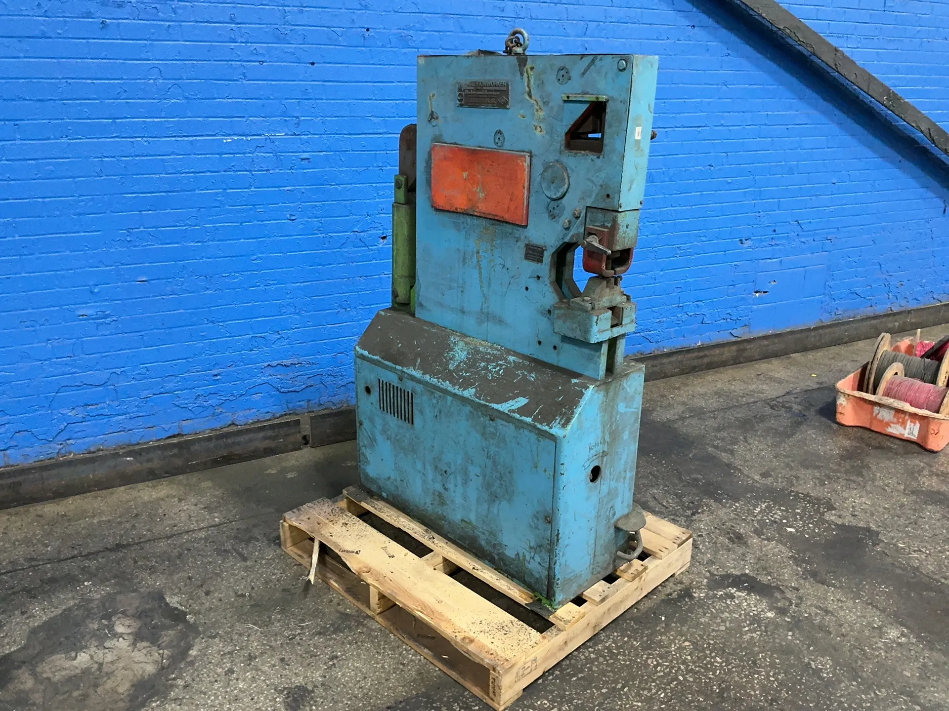 Mubea #HPS-350, hydraulic ironworker - Image 2