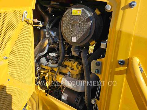 Caterpillar D3, 991 hours, S/N: XKW04977, 2024 - Image 7