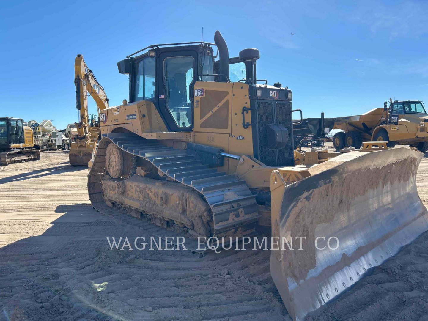 Caterpillar D6XE VP, 2405 hours, S/N: LRG01326, 2024 - Image 2