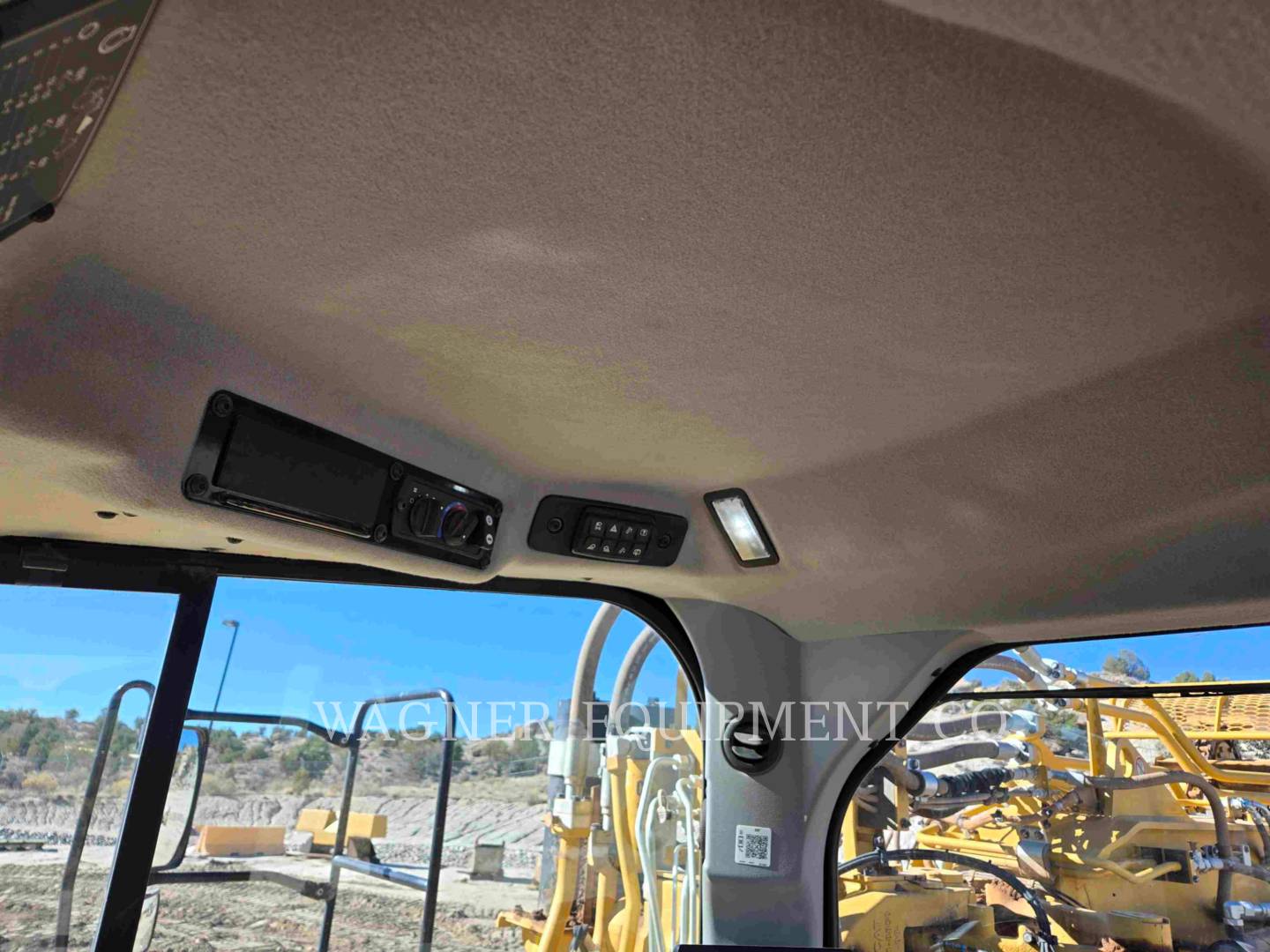 Caterpillar 623, Wheel Tractor Scraper, 2214 hours, S/N: WYF00138, 2024 - Image 8