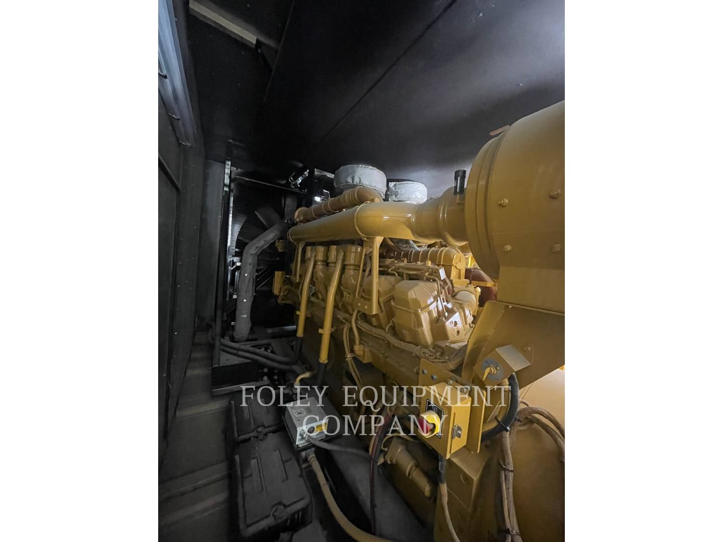 2000 KW Caterpillar #3516C, diesel generator set, standby, 12,470 Volts, 300 hours, Tier 2, ACS enclosure - Image 7