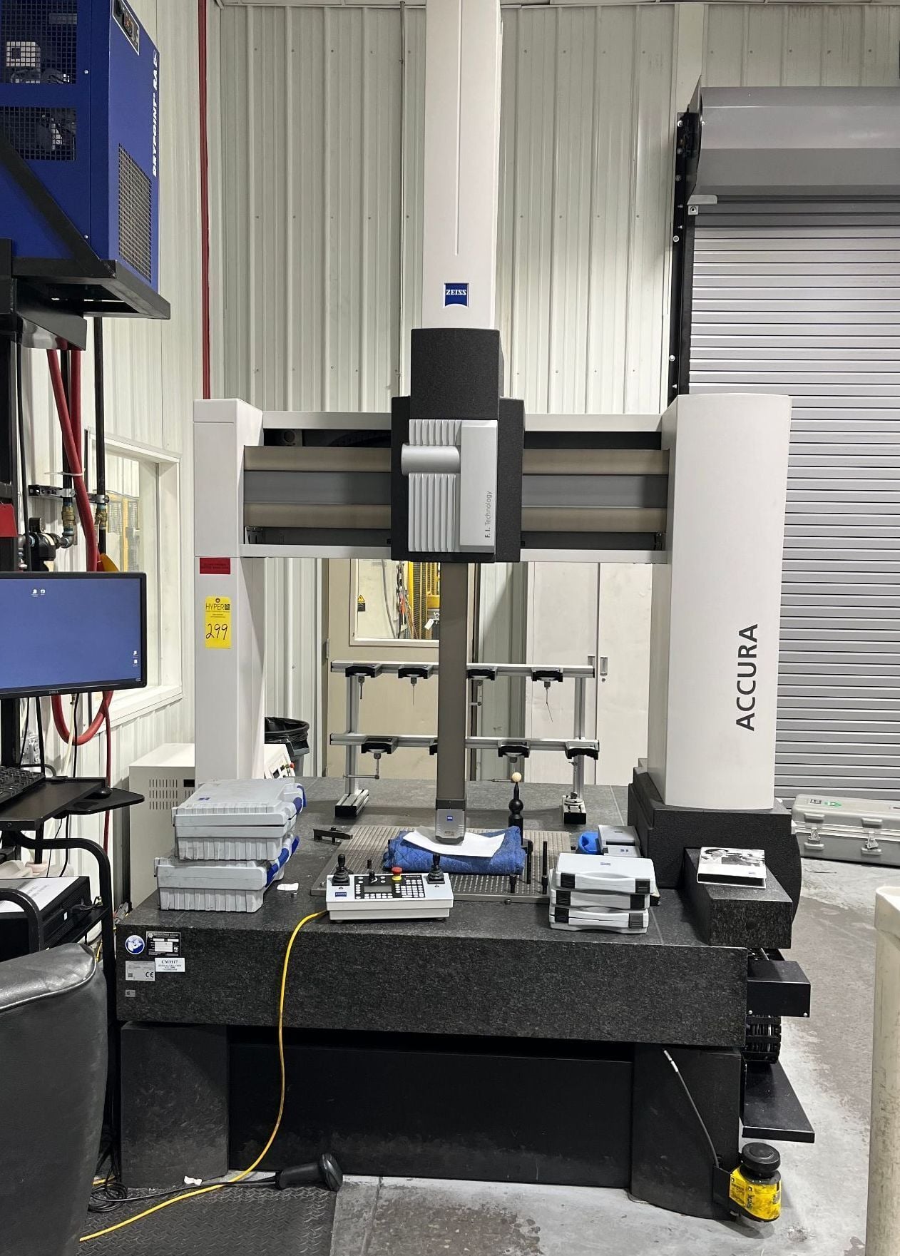 Zeiss #Accura-II-9.12.8, coordinate measuring machine, 35.4" X, 47.2" Y, 31.5" Z, VAST Gold scanning head - Image 1
