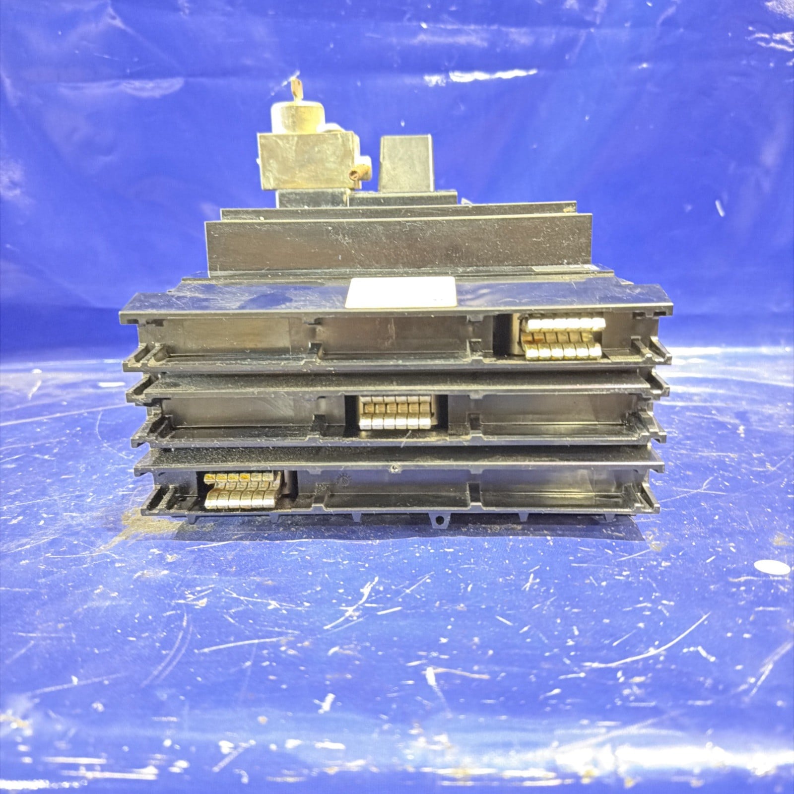 600 Amps, Square D PowerPact M.g. #MGA36600JK, I-Line circuit breaker, 3-pole, 18kA, 600 Volts - Image 7