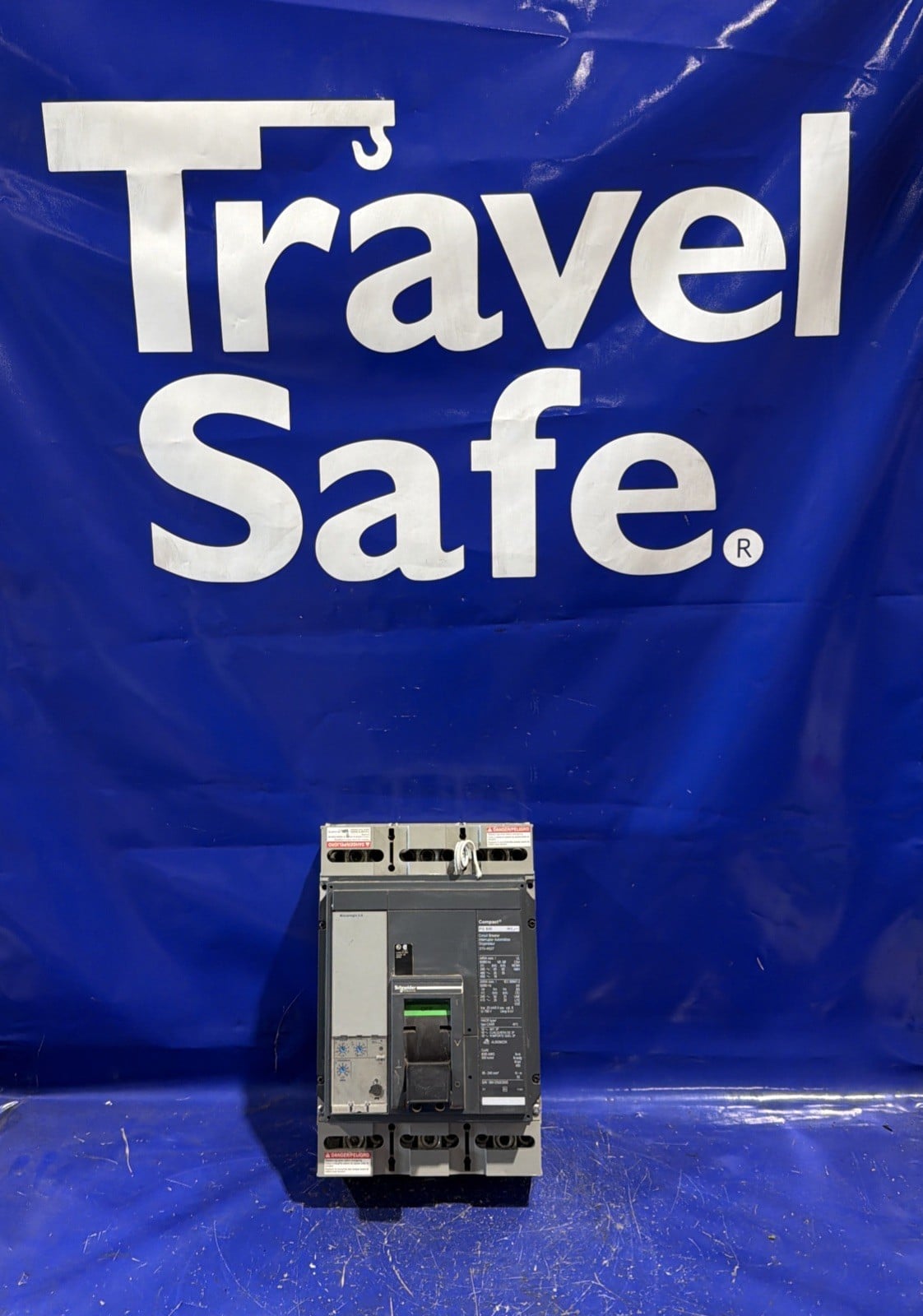 800 Amps, Schneider Electric Compact #PG800, circuit breaker, 3-pole, 18kA, 600 Volts - Image 1