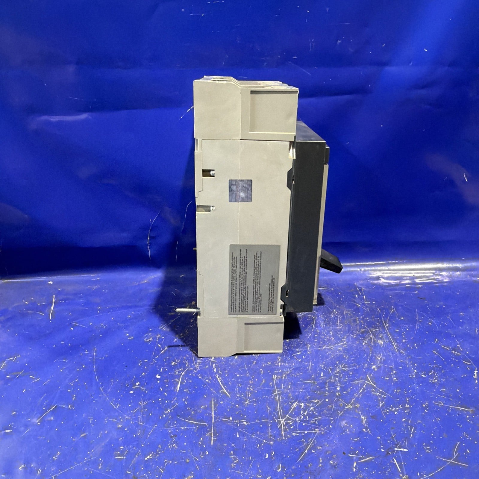 800 Amps, Schneider Electric Compact #PG800, circuit breaker, 3-pole, 18kA, 600 Volts - Image 6