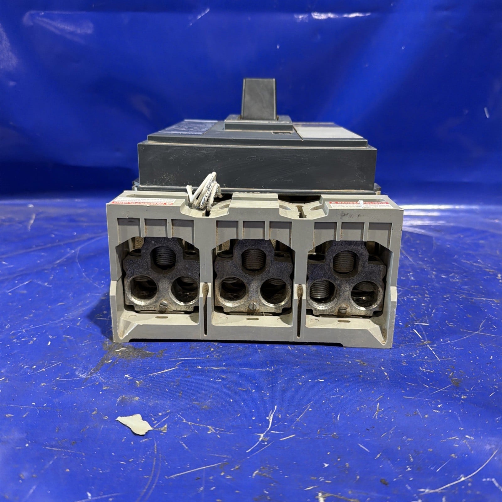 800 Amps, Schneider Electric Compact #PG800, circuit breaker, 3-pole, 18kA, 600 Volts - Image 7