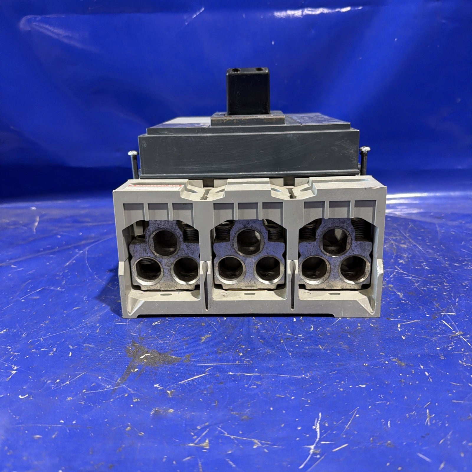 800 Amps, Schneider Electric Compact #PG800, circuit breaker, 3-pole, 18kA, 600 Volts - Image 8