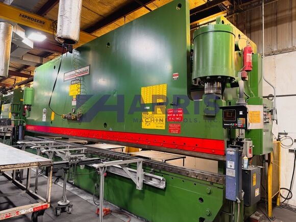 350 Ton, Clearing Niagara #HBM-350-26-28, CNC hydraulic press brake, 28' overall, 312" between housing, 12" - Image 1