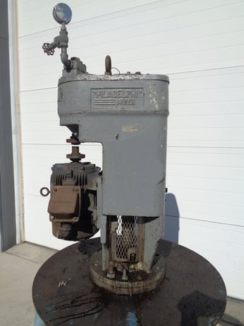 5 HP Philadelphia Mixing Solutions #PTES-06, 25.7:1 ratio, IRPM 1750, ORPM 68, w/stand - Image 3