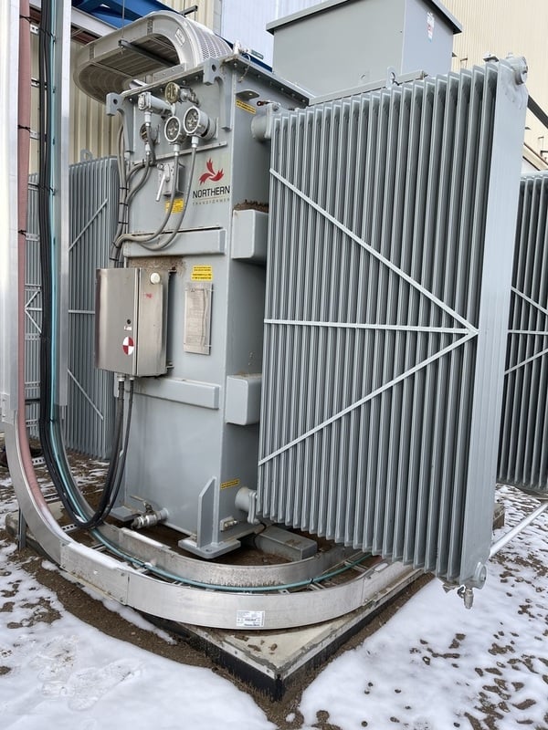 10,000 KVA 13800 Primary, 4160Y/2402 Secondary, Northern Transformer, KNAN Sealed Oil Padmount Transformer - Image 3