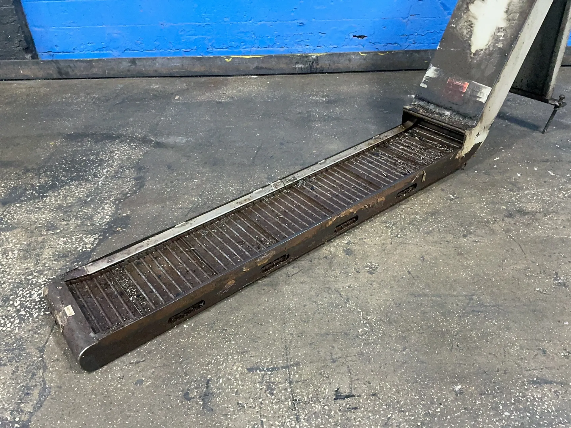 12" Jorgensen, chip conveyor, 80" flat length, 52" rise, 134" overall length, 1/2" cleats, .2 KW, 230/460 V. - Image 2
