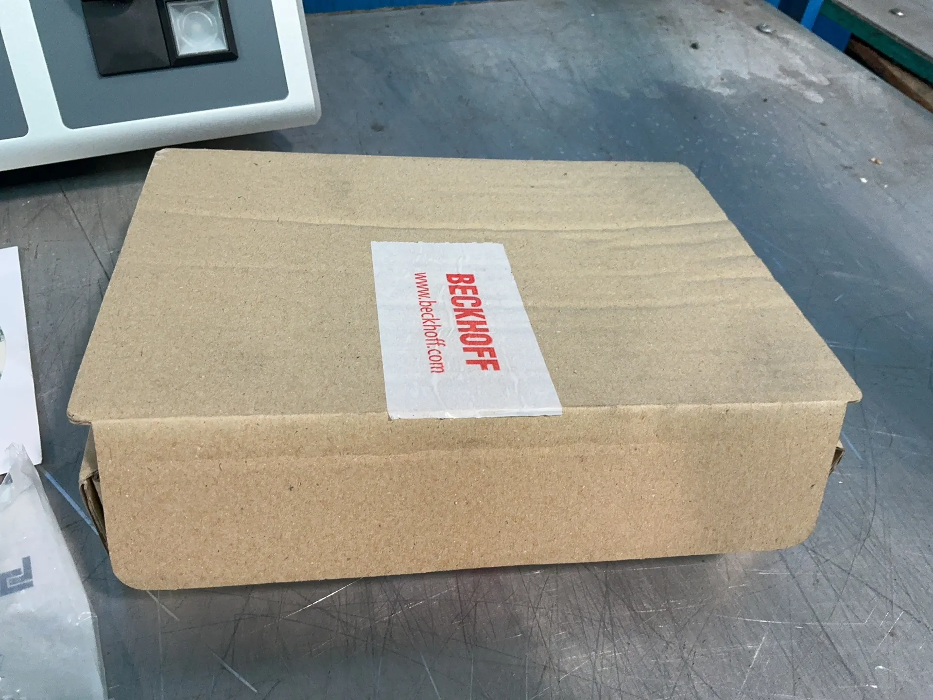 Beckhoff #CP7801-1024-0010, 12" Touchscreen, Elo AccuTouch display, 4 keys, 2 firmware discs, binder, 2011 - Image 1