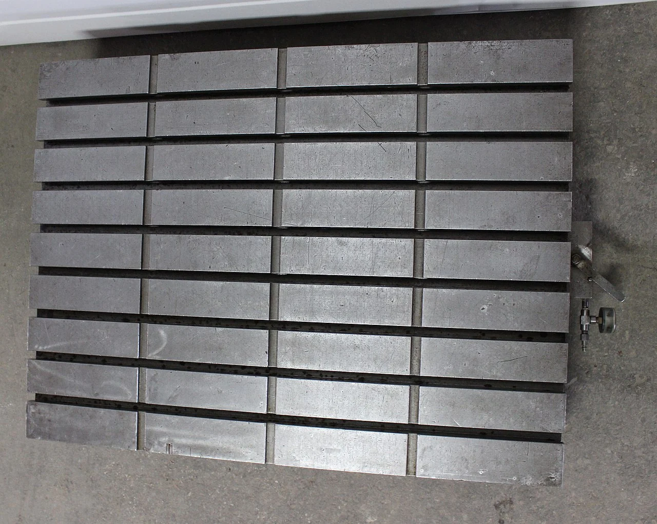 36" x 48" Five K, 6-3/8" OAH, Shot pin location on 90' s, excellent - Image 6