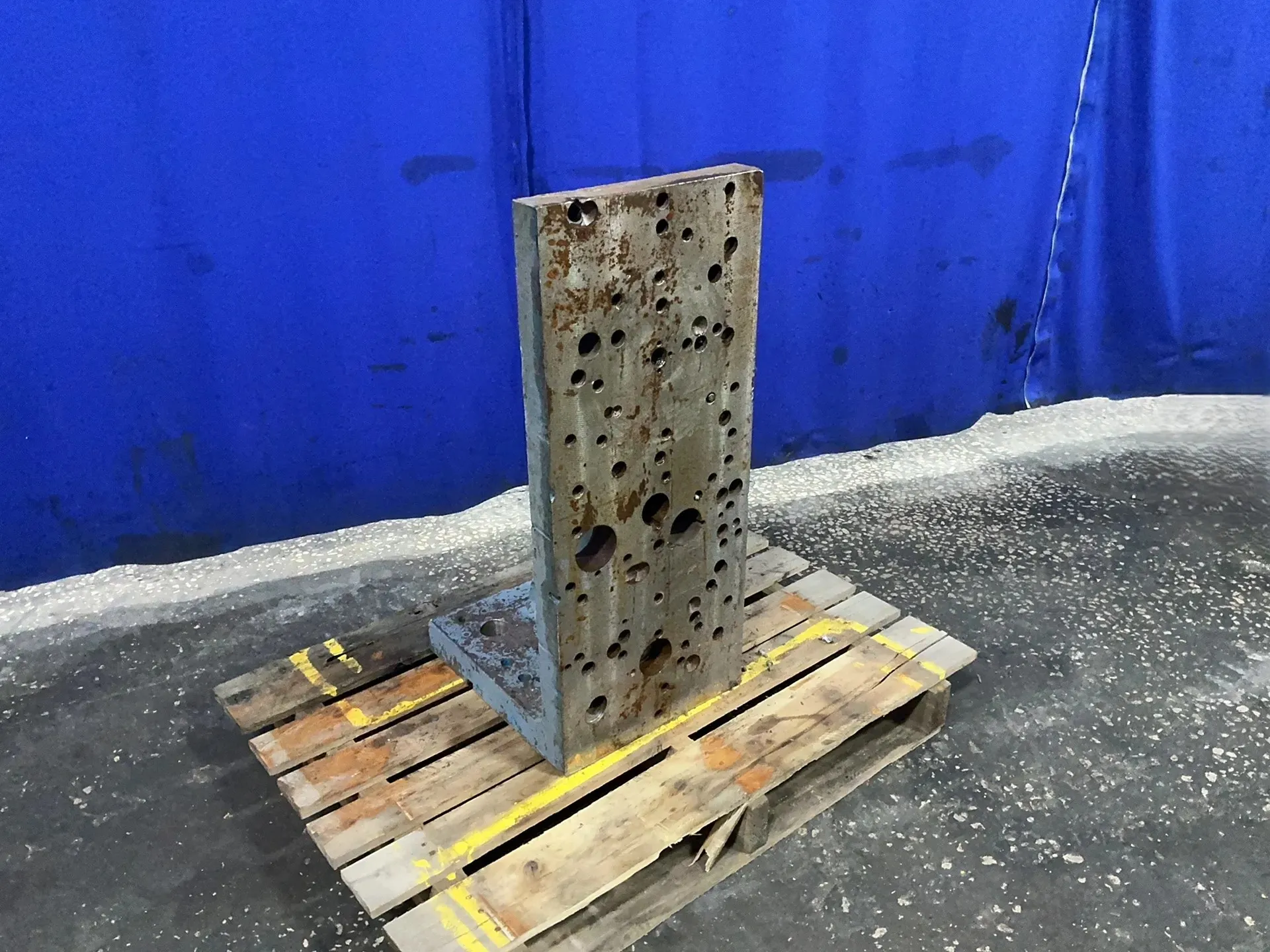 14" x 33" angle plate (2 available) - Image 6