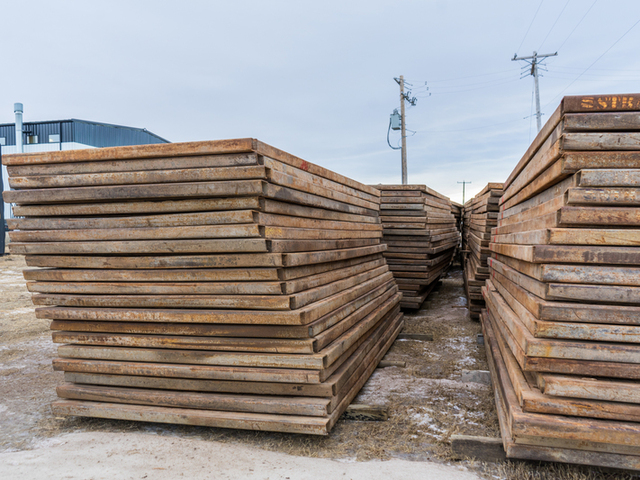8' x 20' steel and wood rig matting - Image 5