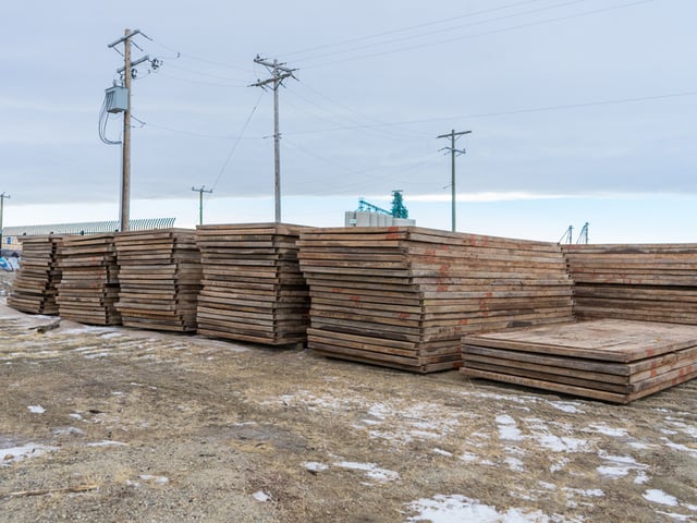 8' x 20' steel and wood rig matting - Image 6