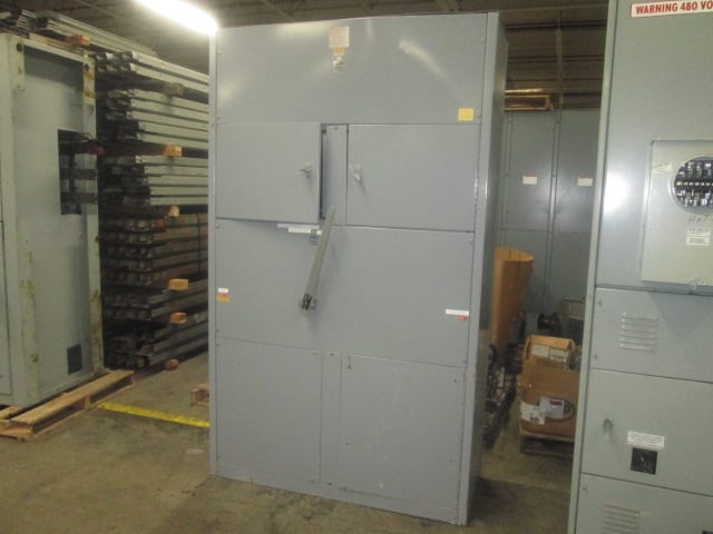 800 Amp. EMI, 3 pole, 480/277 Volts, fusible type, Nema 1 rated - Image 1