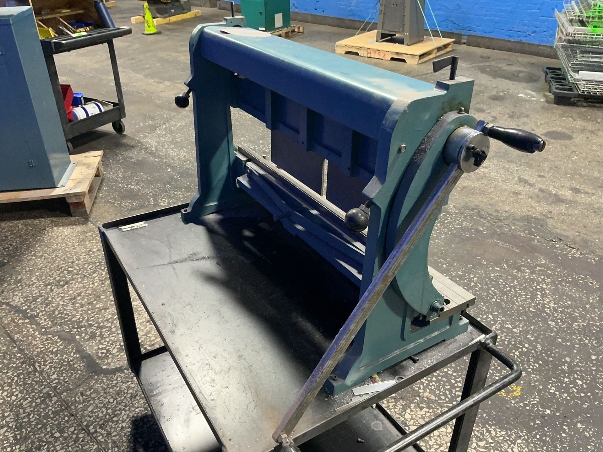 Enco #130-5610, 3 in 1 sheet metal machine, 32" capacity, 1995 - Image 4