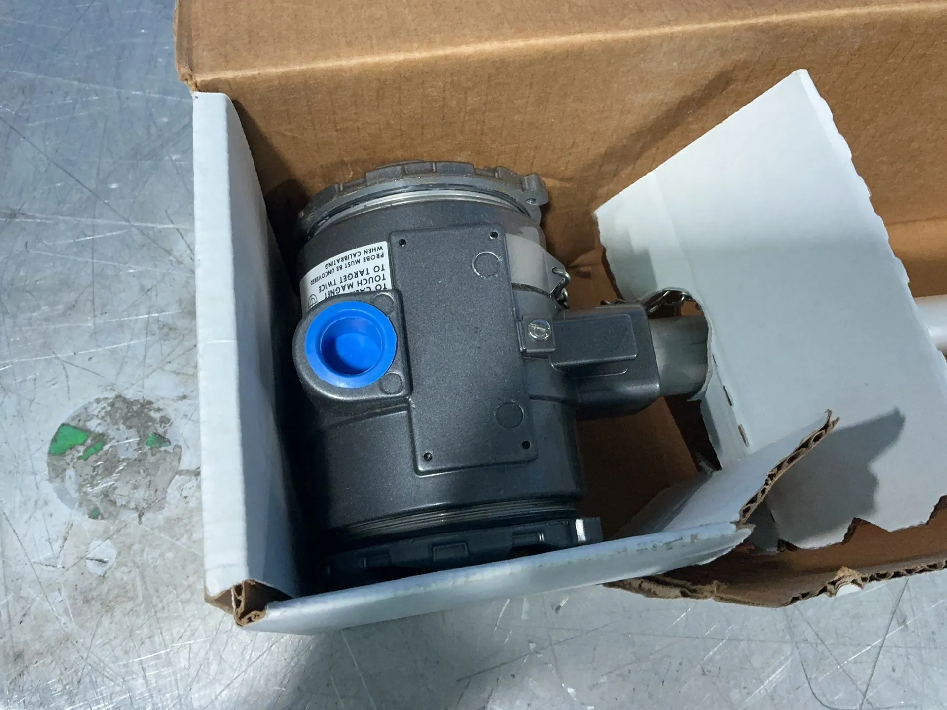 Proximity Controls #CLS2-W11RK1-020, capacitance level switch, 2.2 W, 12-240 Volts - Image 5