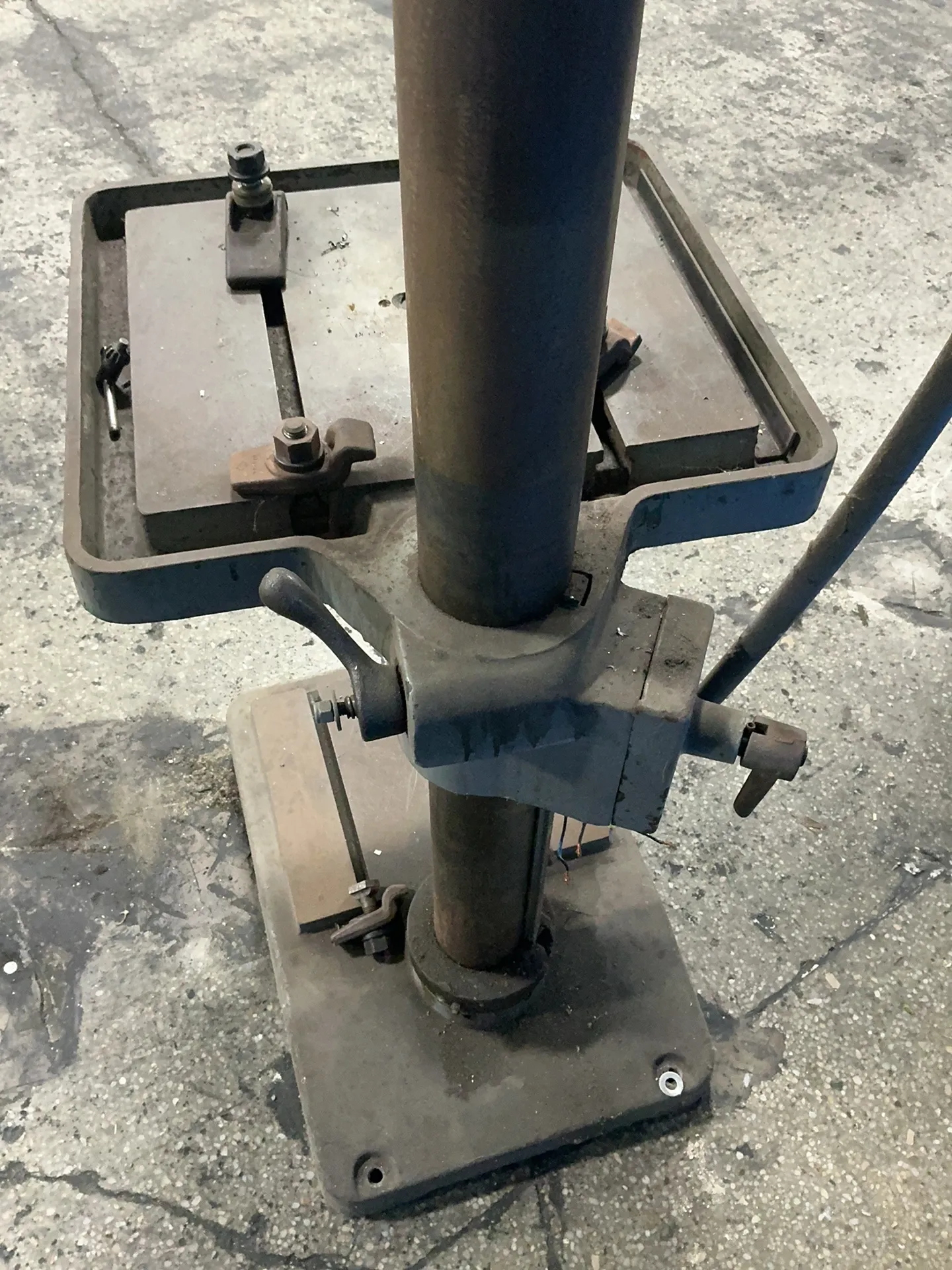 Jet #JDP-125VS-3, vertical drill press, 1-1/4" / 20" capacity, 18" x 16" T-slot table, 2 HP, 220 V. - Image 3