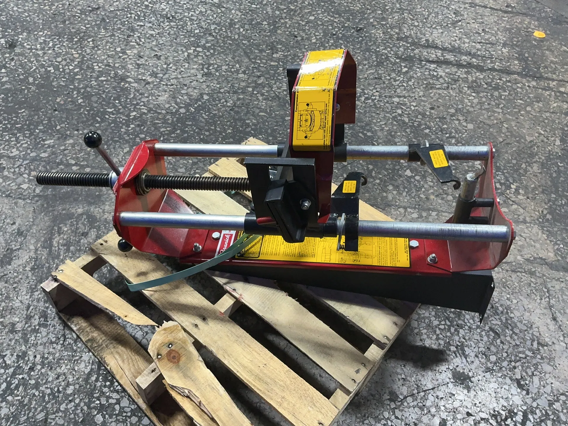 Branick #MST-580-A, MacPherson strut spring compressor - Image 2