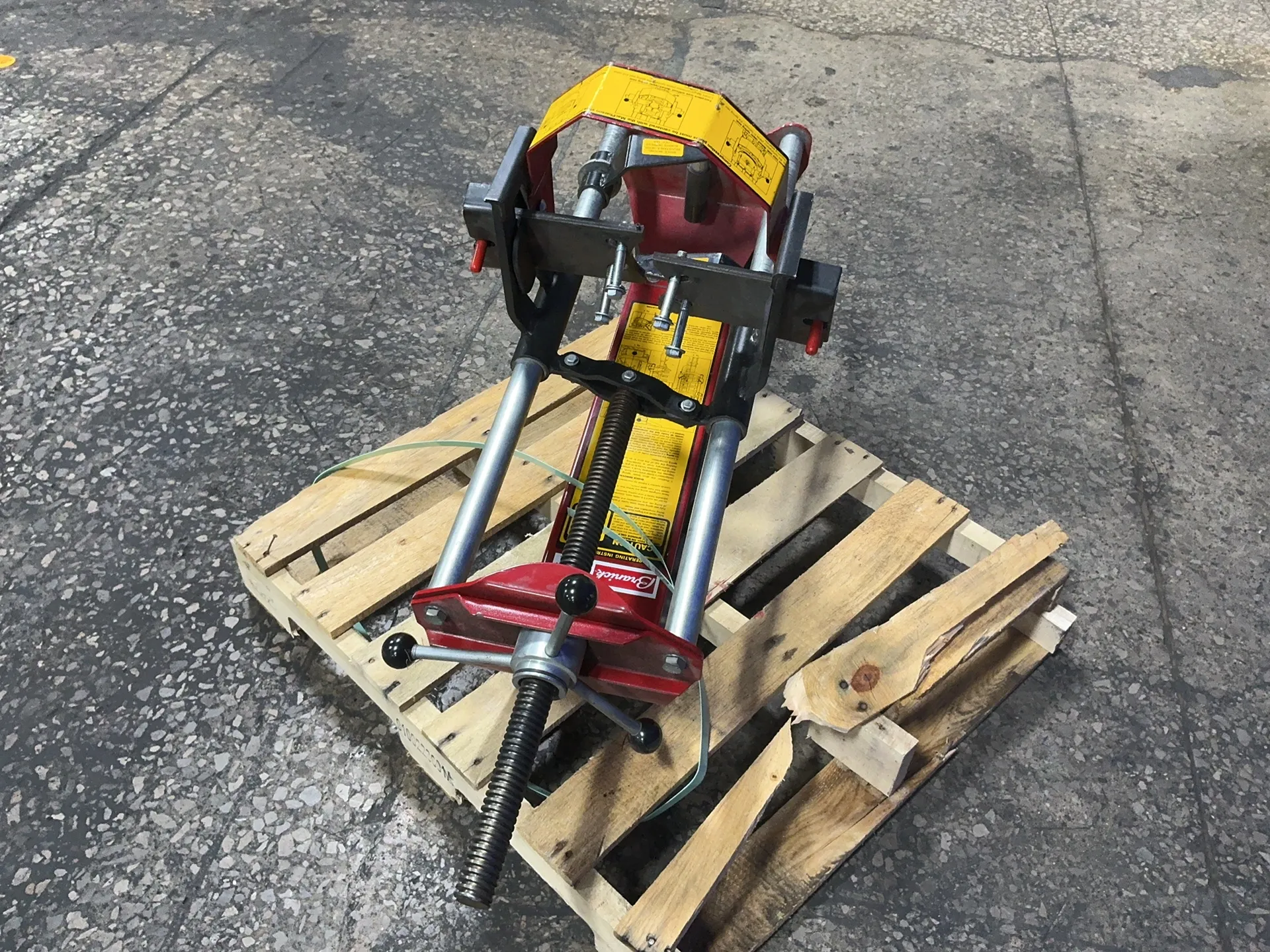 Branick #MST-580-A, MacPherson strut spring compressor - Image 3