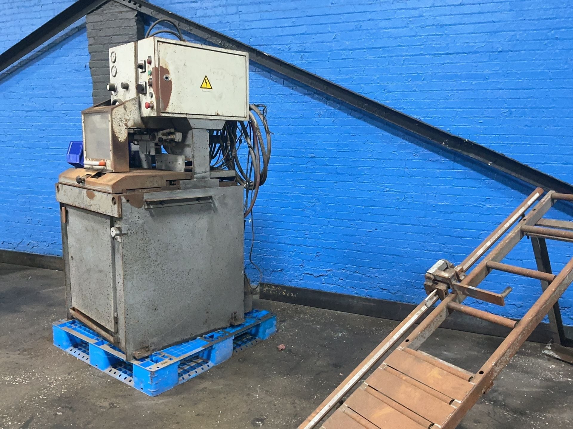 23" Kasto #GKS-400-P-ALU, metal cutting circular saw, 5.0 KW, 20 Amps, 220/440 V., 1992 - Image 2