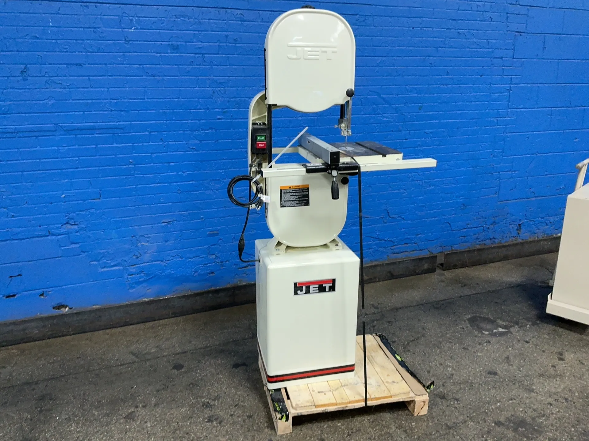 14" Jet #JWBS-14CS, vertical band saw, 15" x 15" table, 1720 RPM, 115/230 V., 2008 - Image 3