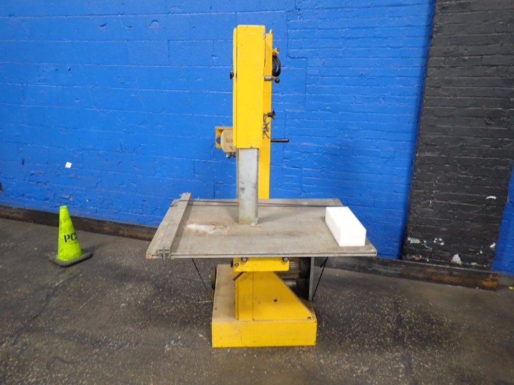19" x 16" Ytong #MBS-502, vertical band saw, 2 HP, 1775/1550 RPM, 20 Amps, 110 V. - Image 2