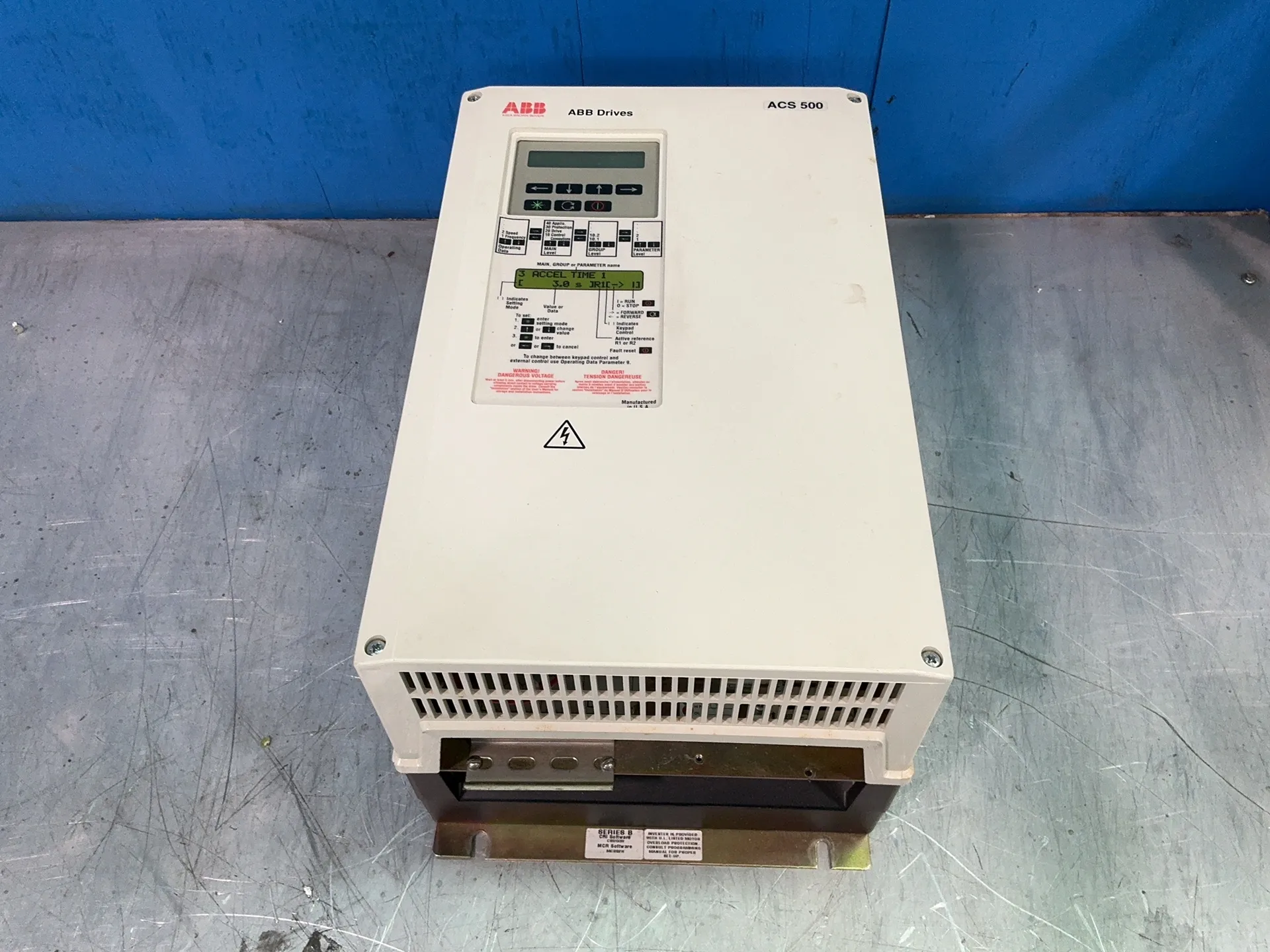 20 HP ABB #ACS501015, Variable Frequency Drive, Series B, 27 Amps, 3 phase, 50/60 Hz, 440-500 Volts, 0-500 Hz - Image 2