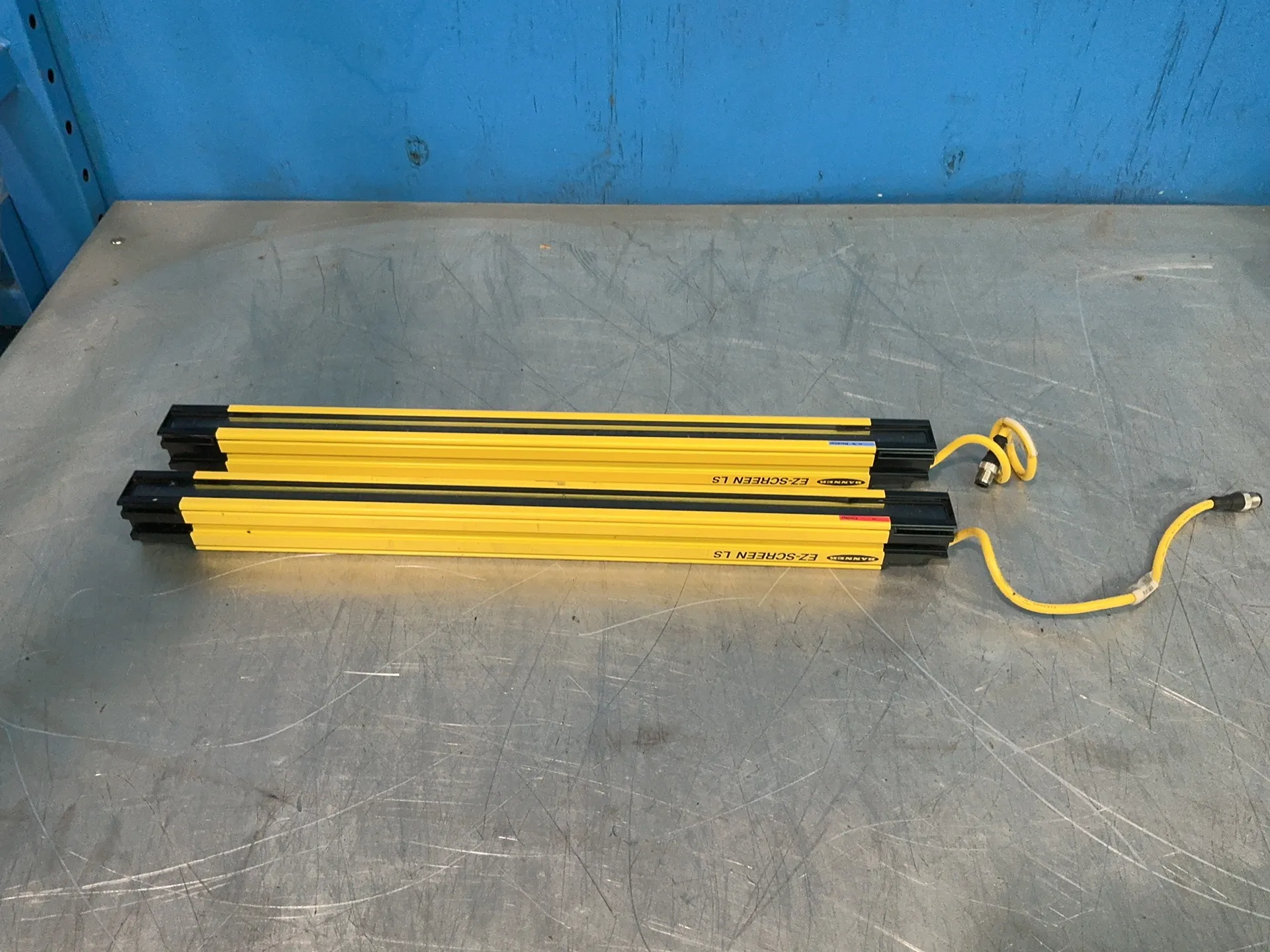 Banner #SLLP40-560-P88, safety light curtain kit, 24 VDC - Image 1